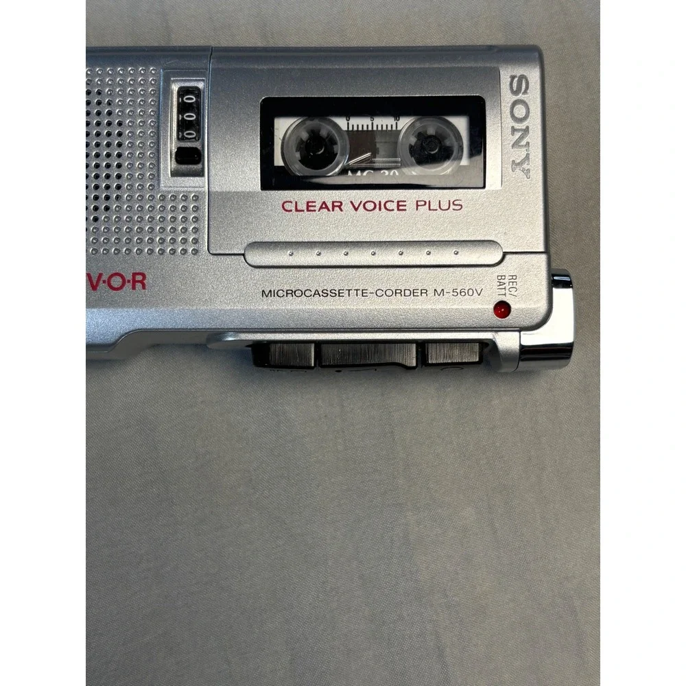 Sony M-560V Microcassette Corder Voice Recorder Silver * parts only